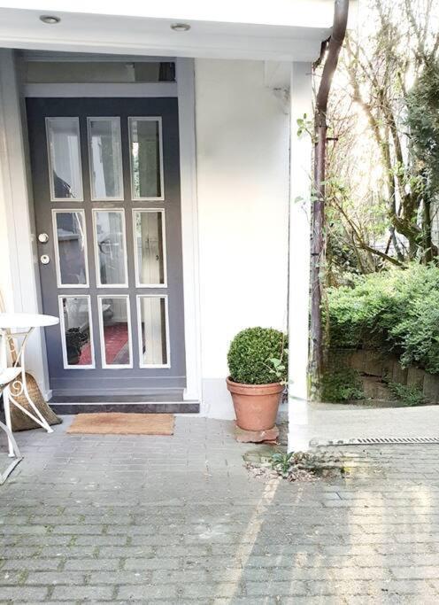 Geschmackvolle Wohnung 65Qm In Solingen Nrw Bagian luar foto